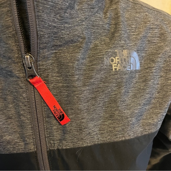 Boys The North Face tri-climate jacket - Picture 4 of 6